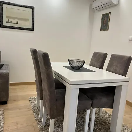 Apartamento Lea Borik *